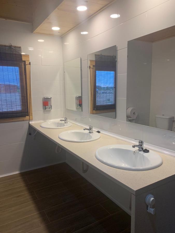 Granja Escuela Con Bungalows San Martín de la Vega Eksteriør bilde
